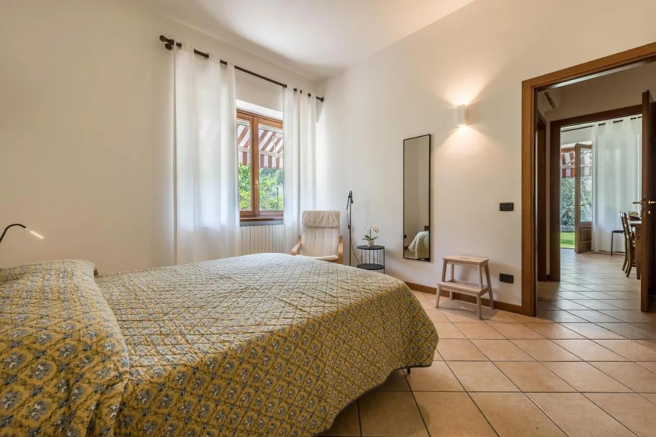 Casa Gemma - Apartment With Garden Torri Del Benaco 0*,  Italy
